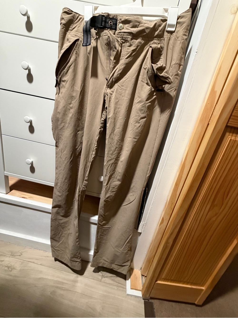 Men's Mountain Hardware Tan Pants with Built-In Belt